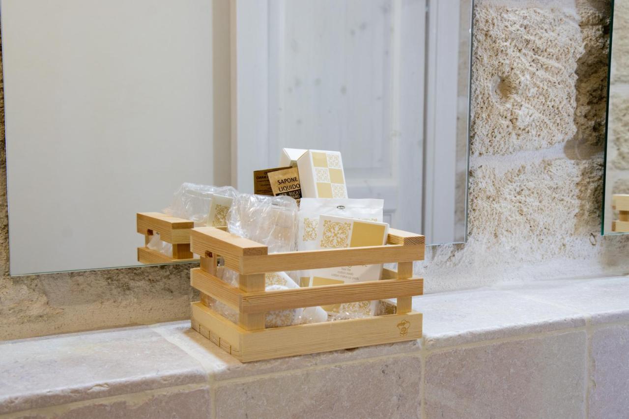 Suite Polignano Полиняно а Маре Екстериор снимка